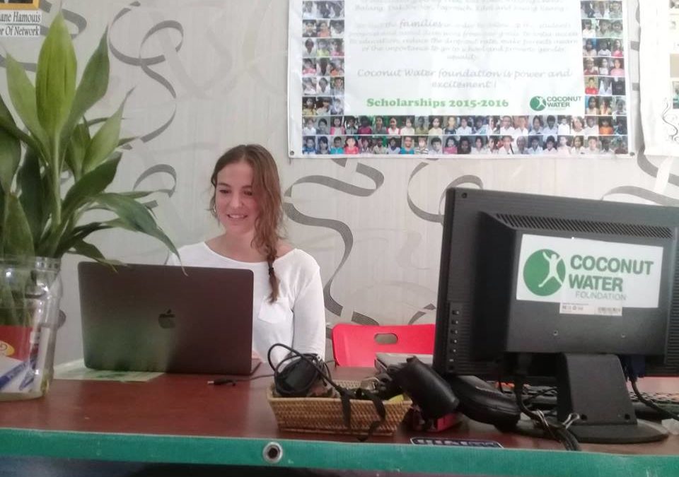 Entrevista a Marta López, voluntaria de Coconut Water Foundation de Camboya