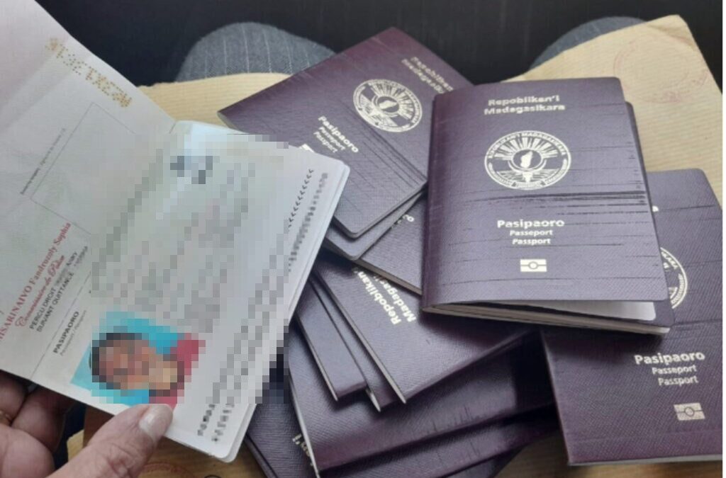 La Bloco Malagasy prepara sus pasaportes para la próxima gira por Europa