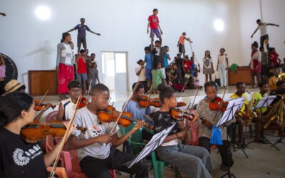 Ópera para apoyar a la infancia en riesgo de exclusión en el sur de Madagascar