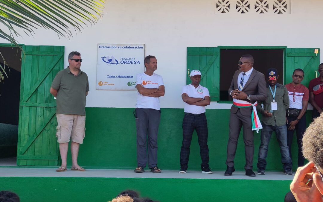 Inauguramos el Centro Multifuncional de Salud y Educación Zafiros en el sur de Madagascar